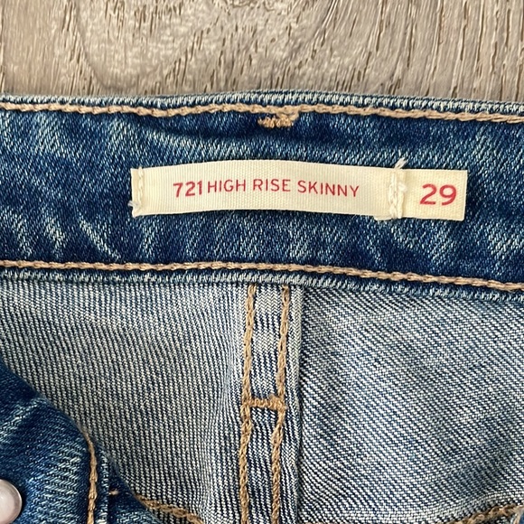 Levi 721 High Rise Skinny - Picture 3 of 5